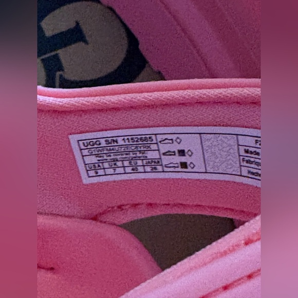 UGG GoldenGlow Tropical Pink Sandals Size 9 - Picture 12 of 12